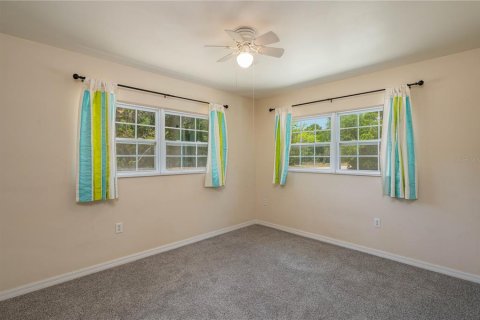 Villa ou maison à louer à Lake Wales, Floride: 4 chambres, 170.2 m2 № 1832545 - photo 8