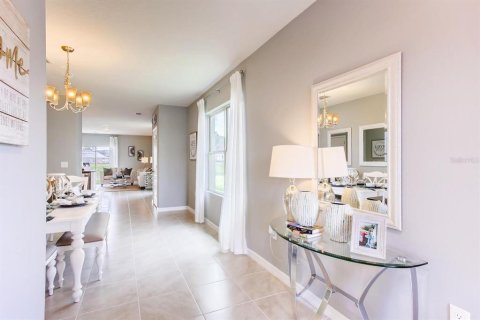 House in Haines City, Florida 3 bedrooms, 139.73 sq.m. № 1793730 - photo 3