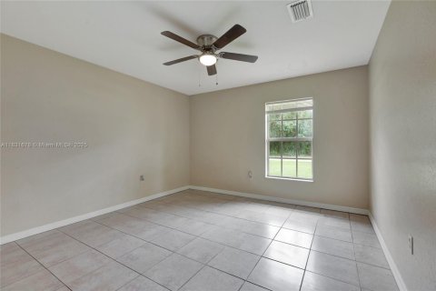 House in Sebring, Florida 3 bedrooms, 119.66 sq.m. № 1814410 - photo 15