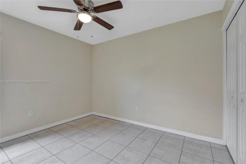 House in Sebring, Florida 3 bedrooms, 119.66 sq.m. № 1814410 - photo 20