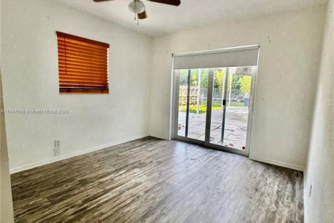 Casa en alquiler en Fort Lauderdale, Florida, 3 dormitorios, 175.96 m2 № 1847717 - foto 20