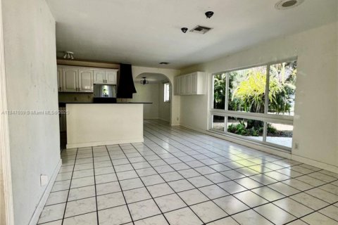 Casa en alquiler en Fort Lauderdale, Florida, 3 dormitorios, 175.96 m2 № 1847717 - foto 11