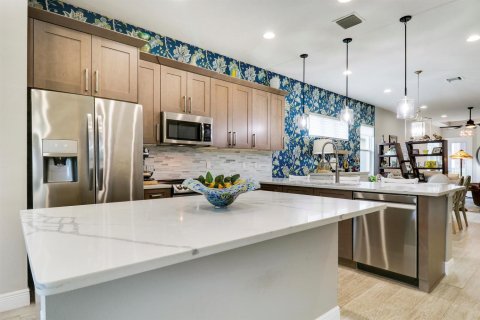 House in Port St. Lucie, Florida 2 bedrooms, 170.38 sq.m. № 2081615 - photo 20