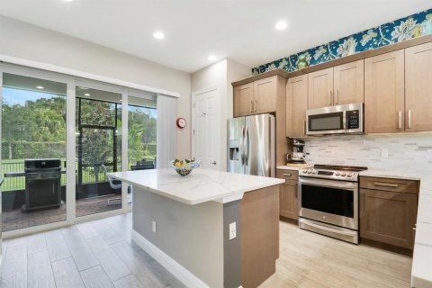 House in Port St. Lucie, Florida 2 bedrooms, 170.38 sq.m. № 2081615 - photo 17