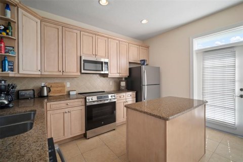 Townhouse in Apollo Beach, Florida 3 bedrooms, 243.68 sq.m. № 1720746 - photo 28