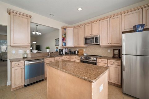 Townhouse in Apollo Beach, Florida 3 bedrooms, 243.68 sq.m. № 1720746 - photo 24
