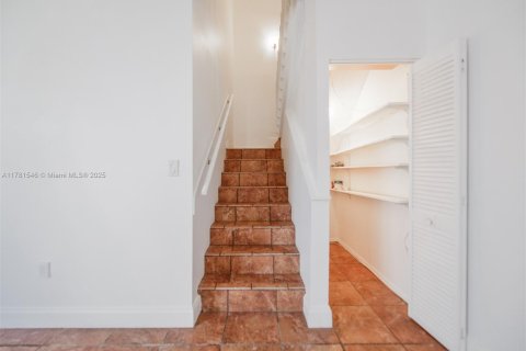 Touwnhouse à vendre à Hollywood, Floride: 3 chambres, 149.02 m2 № 1633458 - photo 14