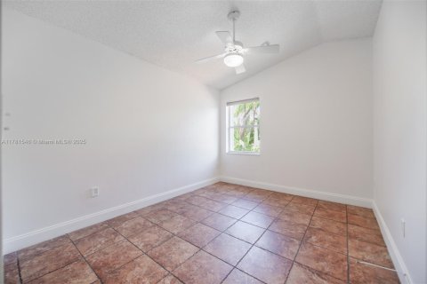 Touwnhouse à vendre à Hollywood, Floride: 3 chambres, 149.02 m2 № 1633458 - photo 22