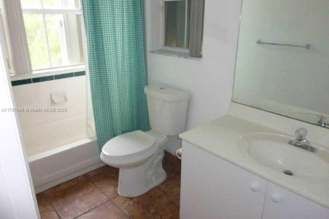 Touwnhouse à vendre à Hollywood, Floride: 3 chambres, 149.02 m2 № 1633458 - photo 13