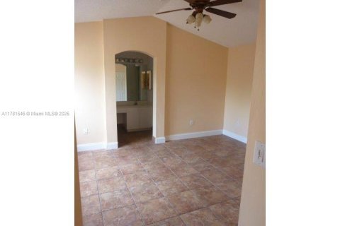 Touwnhouse à vendre à Hollywood, Floride: 3 chambres, 149.02 m2 № 1633458 - photo 15