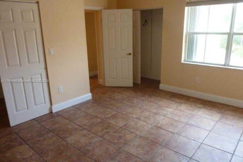 Touwnhouse à vendre à Hollywood, Floride: 3 chambres, 149.02 m2 № 1633458 - photo 16