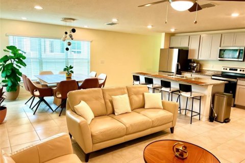 Casa en alquiler en Clermont, Florida, 4 dormitorios, 153.85 m2 № 2151381 - foto 4