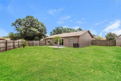 Villa ou maison à vendre à Brandon, Floride: 3 chambres, 108.97 m2 № 2149654 - photo 15