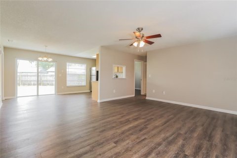 Villa ou maison à vendre à Brandon, Floride: 3 chambres, 108.97 m2 № 2149654 - photo 3