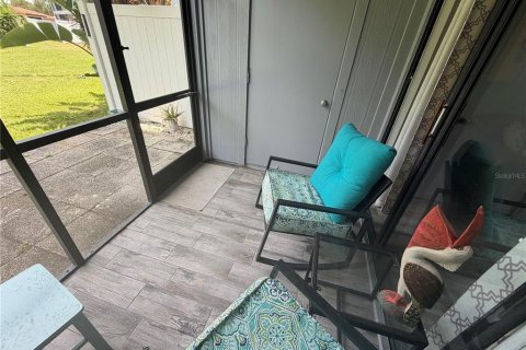 Copropriété à louer à Bradenton, Floride: 2 chambres, 86.96 m2 № 2114305 - photo 11