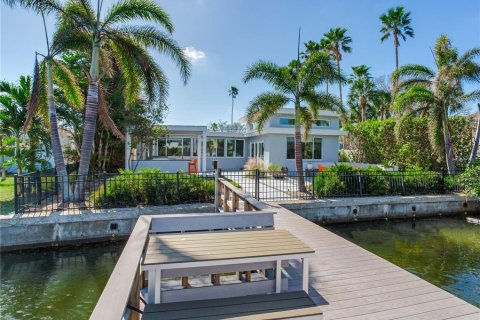 Купить виллу или дом в Редингтон-Бич, Флорида 6 комнат, 160.16м2, № 1446659 - фото 5