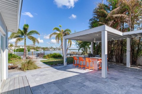 Купить виллу или дом в Редингтон-Бич, Флорида 6 комнат, 160.16м2, № 1446659 - фото 10