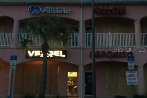 Commercial property in Flagler Beach, Florida 111.48 sq.m. № 2377939 - photo 3