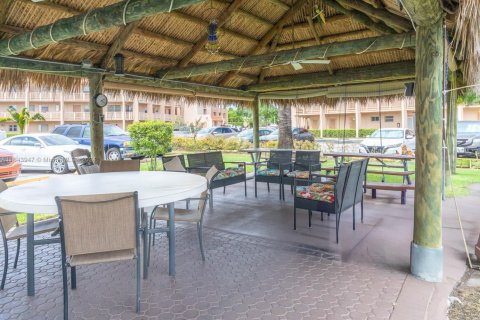 Condo in Margate, Florida, 1 bedroom  № 1730200 - photo 26