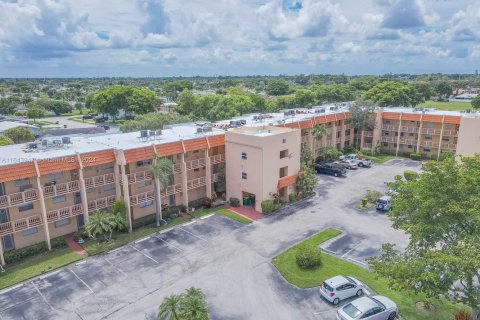 Condo in Margate, Florida, 1 bedroom  № 1730200 - photo 28