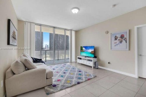 Copropriété à louer à Miami, Floride: 2 chambres, 94.11 m2 № 2169513 - photo 21