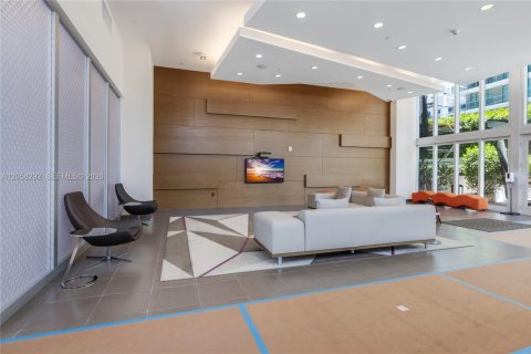 Copropriété à louer à Miami, Floride: 2 chambres, 94.11 m2 № 2169513 - photo 3
