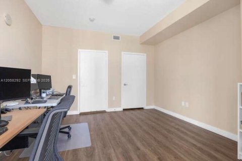 Copropriété à louer à Miami, Floride: 2 chambres, 94.11 m2 № 2169513 - photo 22