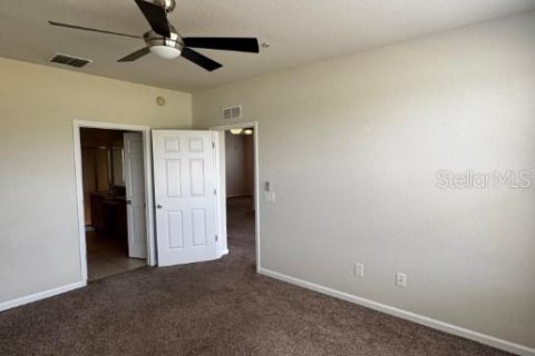 Condo in Ocala, Florida, 2 bedrooms  № 2097942 - photo 13