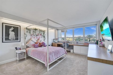 Condo in Miami, Florida, 3 bedrooms  № 1814701 - photo 24