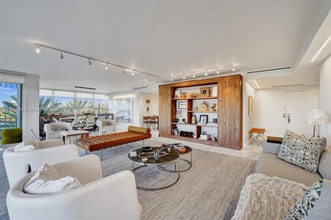 Condo in Miami, Florida, 3 bedrooms  № 1814701 - photo 18