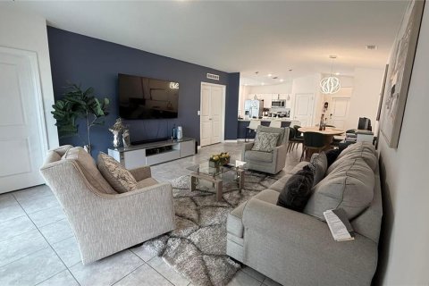 Villa ou maison à louer à Haines City, Floride: 4 chambres, 193.24 m2 № 2287474 - photo 5