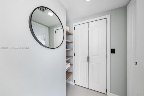 Copropriété à vendre à Miami, Floride: 2 chambres, 127.09 m2 № 1974067 - photo 26