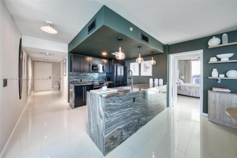 Copropriété à vendre à Miami, Floride: 2 chambres, 127.09 m2 № 1974067 - photo 16