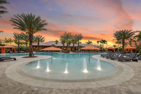 House in Punta Gorda, Florida 3 bedrooms № 2050659 - photo 17