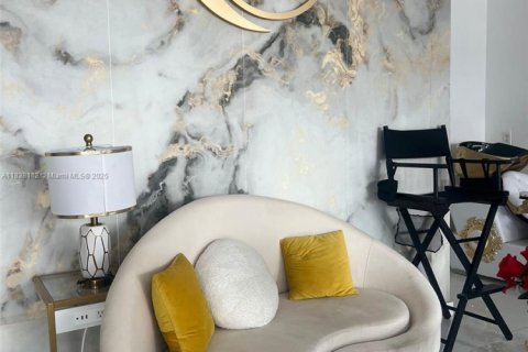 Propiedad comercial en Miami, Florida № 2054855