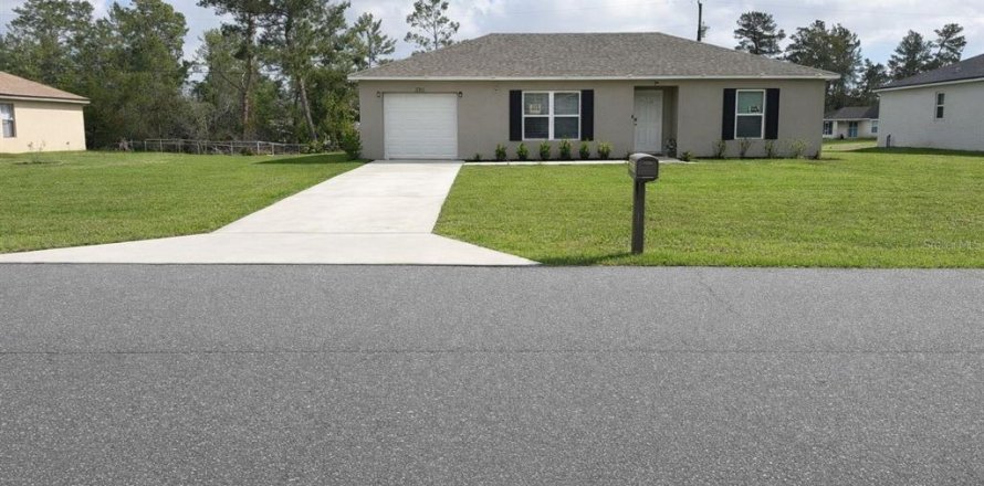 House in Ocala, Florida 2 bedrooms, 98.66 sq.m. № 2205028