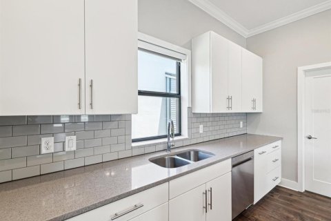 Adosado en alquiler en Dunedin, Florida, 3 dormitorios, 169.73 m2 № 1821070 - foto 8