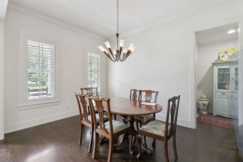 House in Winter Park, Florida 4 bedrooms, 374.95 sq.m. № 2102506 - photo 5