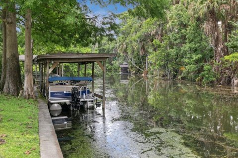 House in Winter Park, Florida 4 bedrooms, 374.95 sq.m. № 2102506 - photo 24