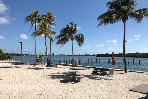 Copropriété à vendre à Miami, Floride: 1 chambre, 72 m2 № 1953055 - photo 7