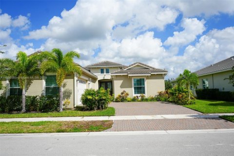 Villa ou maison à vendre à Loxahatchee Groves, Floride: 3 chambres, 228.91 m2 № 1933128 - photo 1