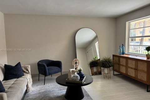 Appartement à louer à Hialeah, Floride: 2 chambres № 1996844 - photo 3