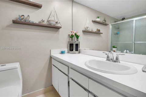 Condo in Pompano Beach, Florida, 2 bedrooms  № 2086000 - photo 10