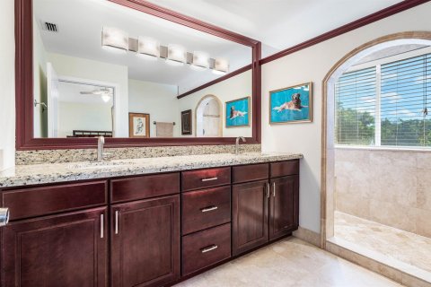 House in Boca Raton, Florida 3 bedrooms, 204.94 sq.m. № 2417712 - photo 24