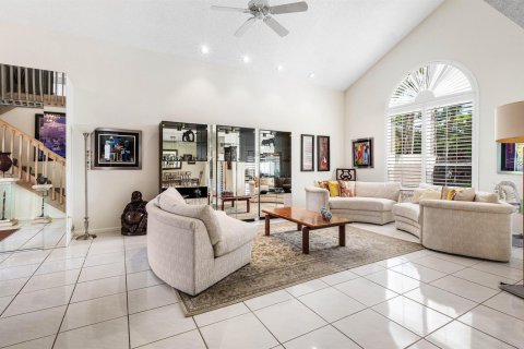 House in Boca Raton, Florida 3 bedrooms, 204.94 sq.m. № 2417712 - photo 13