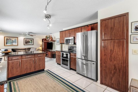 House in Boca Raton, Florida 3 bedrooms, 204.94 sq.m. № 2417712 - photo 19