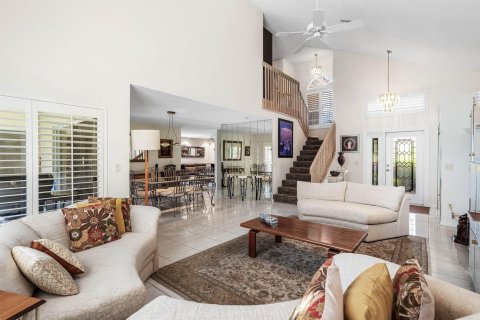 House in Boca Raton, Florida 3 bedrooms, 204.94 sq.m. № 2417712 - photo 11