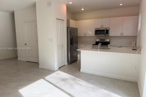Touwnhouse à louer à Homestead, Floride: 3 chambres № 2313636 - photo 8