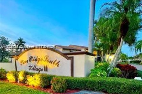 Copropriété à vendre à Greenacres, Floride: 2 chambres, 85.84 m2 № 1926513 - photo 2