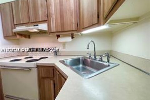 Copropriété à vendre à Greenacres, Floride: 2 chambres, 85.84 m2 № 1926513 - photo 5